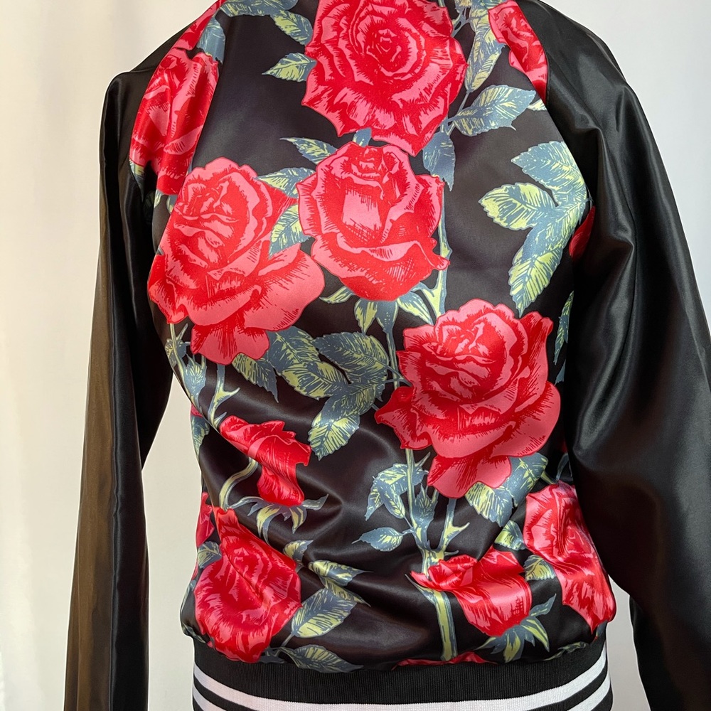 Floral jacket - Picture 4 of 4